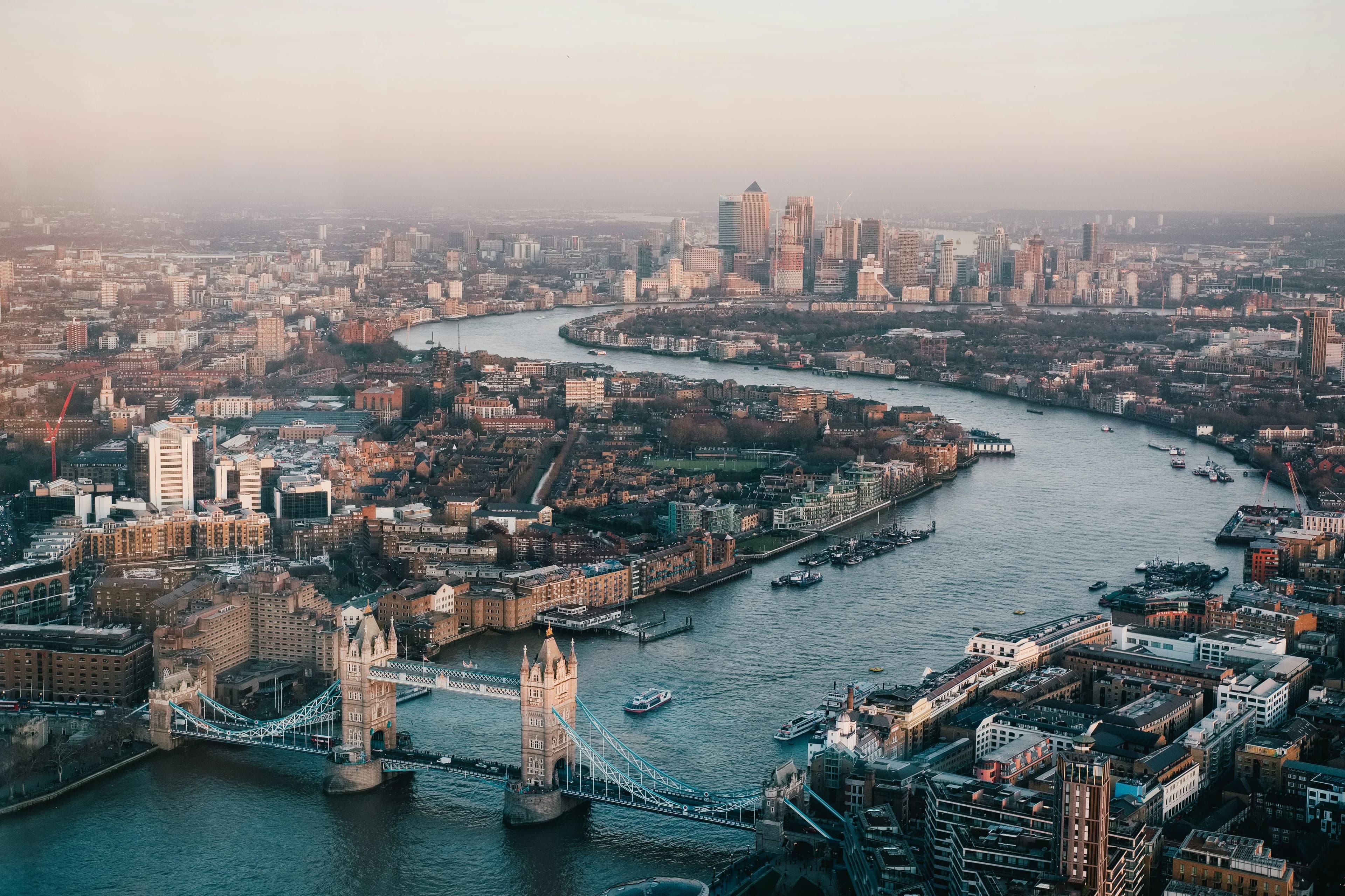 The Definitive Guide to London's Best Luxury Hotel Suites | LaSuite.com
