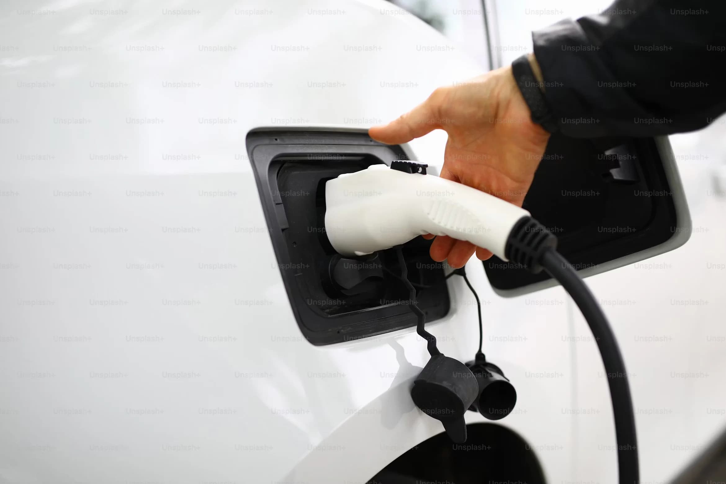 BORNE DE RECHARGE ÉLECTRIQUE